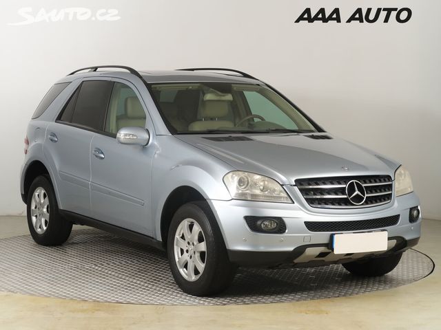 Mercedes Třída M